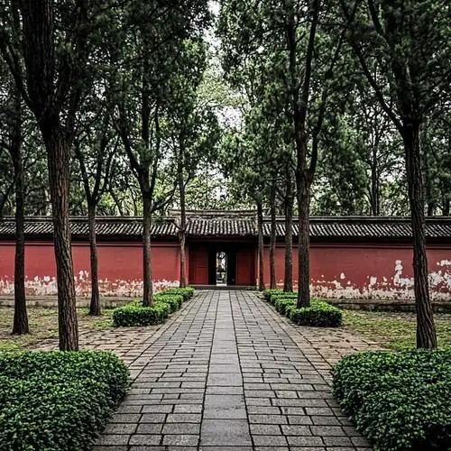 Wuhou Shrine cypress path